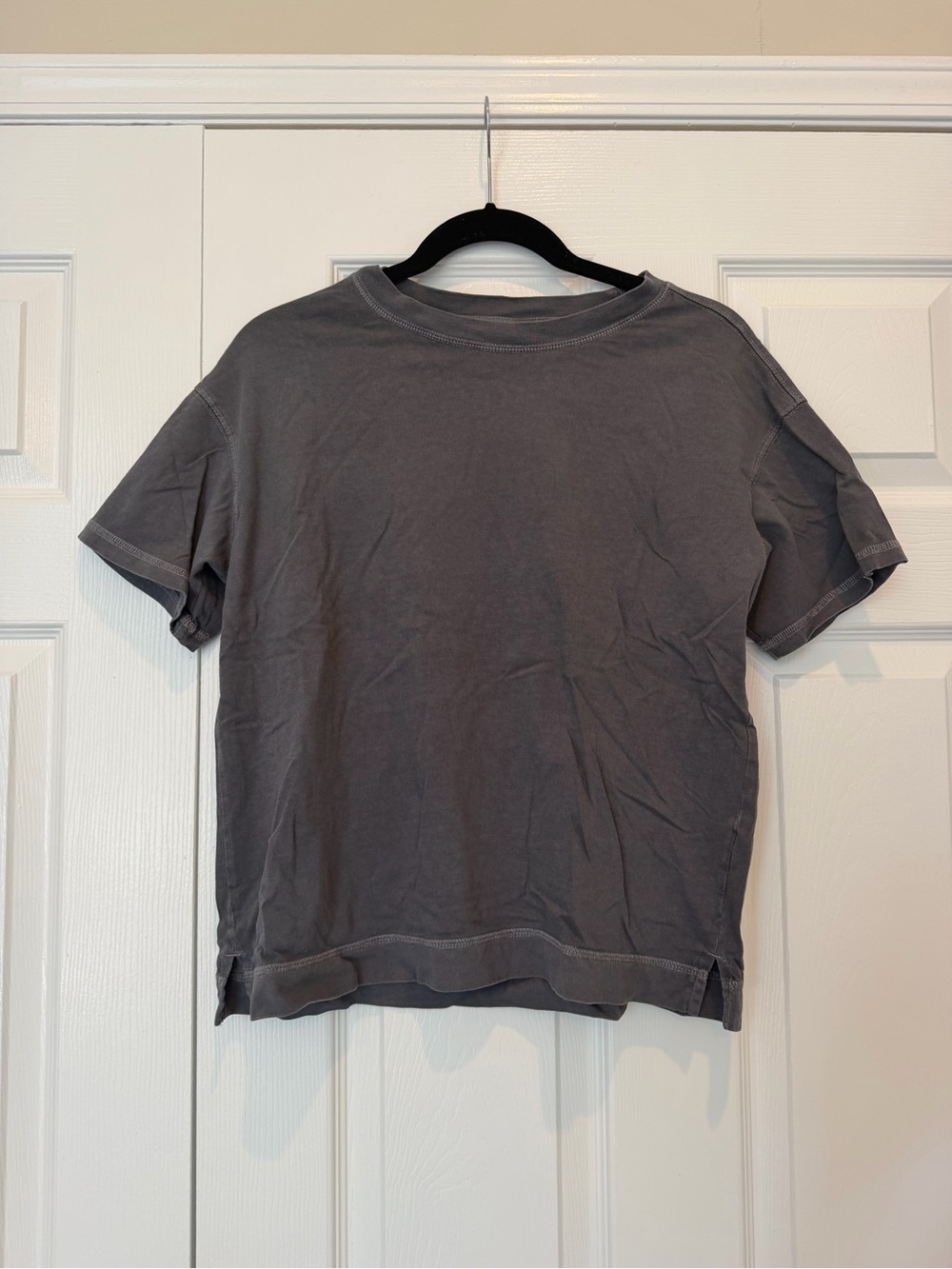 Old Navy Charcoal Grey Boxy Drop-Shoulder Cropped Tee - Size S